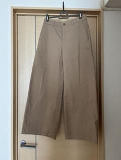 UNIQLO ワイドチノパンツのサムネイル