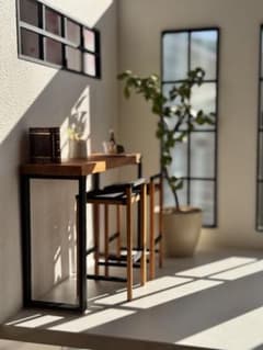 シックなカフェ風ドールハウスのサムネイル