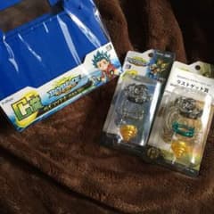 ベイブレード くじ 3つセットのサムネイル