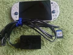 PSVITA PCH-2000のサムネイル