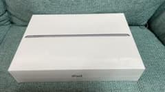 新品、未開封！　Apple iPad 第9世代 Wi-Fi 64GBのサムネイル