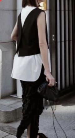machatt cropped vest 黒　正規品 machatt cropped vest 黒 正規品 - メルカリ