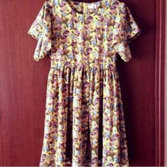 《未使用‼️》花柄ワンピースのサムネイル
