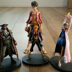 take様専用ワンピースフィギュアのサムネイル