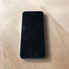 iPhone SE Silver 32 GB Y!mobileのサムネイル