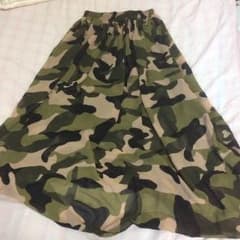 迷彩  スカートのサムネイル