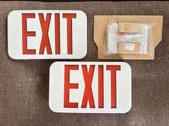 EXIT LED WH/RED USA 非常口 両面表示タイプ アメリカン EXIT LED WH/RED USA 非常口 両面表示タイプ アメリカン - メルカリ