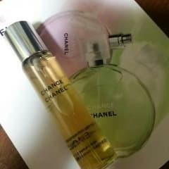 CHANEL香水のサムネイル