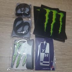 モンスター　レッドブル　ステッカー　アクセサリー モンスターエナジー レッドブル ステッカー＆キーホルダーセット