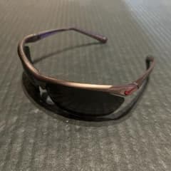 Nike スポーツサングラス ブラックのサムネイル