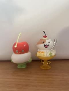 ミニフィギュア 2体セット さくらんぼのキャラクターともちにゃみのサムネイル