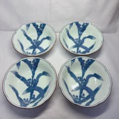 有田焼 舘源窯 舘林喜助作 染付 草花文 輪花小鉢 4客セット 源右衛門 有田焼 舘源窯 舘林喜助作 染付 草花文 輪花小鉢 4客セット 源右衛門