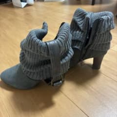 フリル ショートブーツ ダークグレーのサムネイル