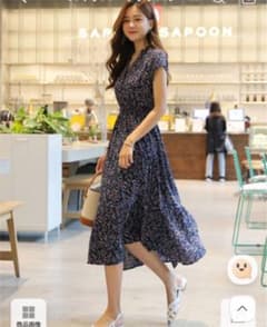 スキッパーネック　パターンワンピースのサムネイル