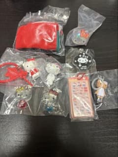 キティ、チャーミーキティガチャガチャのサムネイル