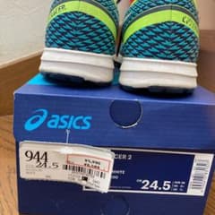 アシックスランニングシューズのサムネイル