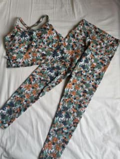 リンダワークス ヨガウェア セットアップ - メルカリ