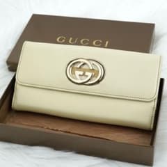 新品同様 箱付き GUCCI グッチ 長財布 GG柄 インターロッキング 金具