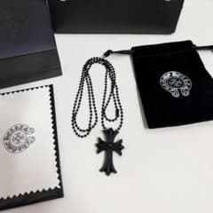 美品★Chrome Hearts クロス ネックレス ブラックのサムネイル