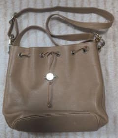 PELLE BORSA ショルダーバッグ 巾着型 ベージュのサムネイル