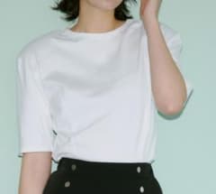 新品未使用　佐藤佳菜子さんコラボ パワショルＴシャツ　白38 新品未使用 佐藤佳菜子さんコラボ パワショルTシャツ 白38 - メルカリ