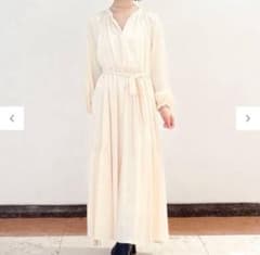 Grace Continental シルキーカフタンワンピースのサムネイル