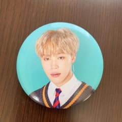 BTS 防弾少年団 缶バッジ ジミンのサムネイル