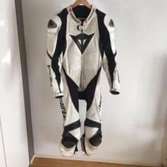 ツーカー様専用    ダイネーゼ   レーシングスーツ 54のサムネイル