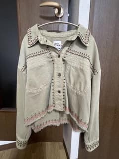 ZARA 刺繍 デニムジャケット カーキ Lサイズのサムネイル