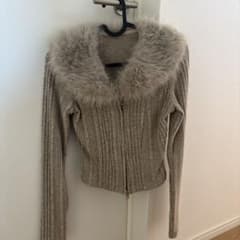 SHEIN ファー付きリブニットジップアップカーディガンのサムネイル
