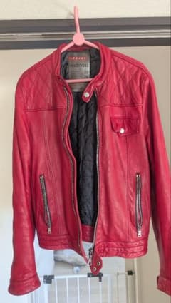 PRADA レッドレザーシングルライダースジャケット PRADA レッドレザーシングルライダースジャケット - メルカリ