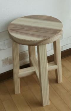 手作り　丸椅子　約41cm 座面27cm　未塗装のサムネイル