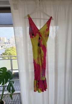 Christian Lacroixシルク　ワンピース　ドレス　フランスサイズ38 Christian Lacroixシルク ワンピース ドレス フランスサイズ38 - メルカリ