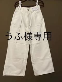 値下げ！UNIQLO白ワイドパンツのサムネイル