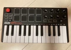 AKAI MPK mini 25鍵 MIDIキーボードのサムネイル