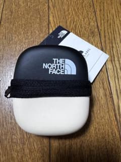 韓国限定　THE NORTH FACE  ホワイトレーベル モールドポーチのサムネイル