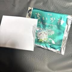 映画 ちいかわ 特典 チャームミニフィギュア　めじるしアクセサリー ハチワレのサムネイル