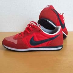 NIKE  Geniccoのサムネイル