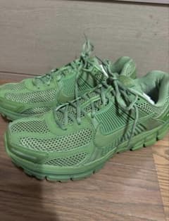 ⭐️限定SALE値下げ⭐️Nike Zoom Vomero 5 ボメロ5 グリーンのサムネイル
