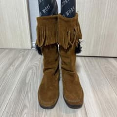 ミネトンカ　スエード フリンジブーツのサムネイル