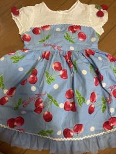 ピ*ー様 Shirley Temple さくらんぼ柄ワンピースのサムネイル