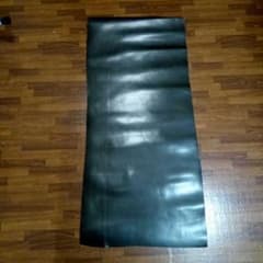 革　はぎれ　黒　110x50のサムネイル