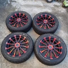 コ*！様 ハイエース/キャラバン　 215/60R17 マッドタイヤ付4本セット コ*！様 ハイエース/キャラバン 215/60R17 マッドタイヤ付4本セット