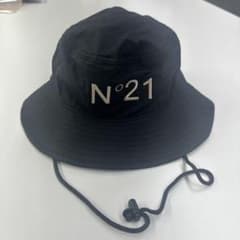 New Era N°21 バケットハット ブラックのサムネイル