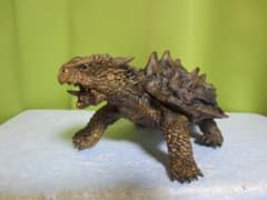 KAME HOUSE 幻獣の亀 フィギュア 完成品 22㎝ ガメラ - メルカリ