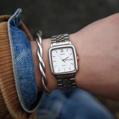 90s Vintage Seiko Spirit サントス ローマン文字盤 - メルカリ