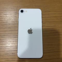 Apple iPhone SE 第2世代　ホワイト 本体のサムネイル