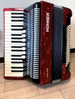 中古アコーディオンHOHNER Bravo III 80 ケース付きのサムネイル