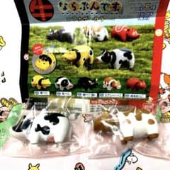 早い者勝ち　新品　未開封　ガチャ　牛　べこ　ならぶんです　匿名希望発送のサムネイル