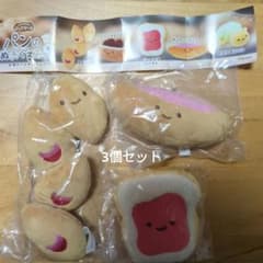 にっこりーノ　パンのぬいぐるみ④のサムネイル
